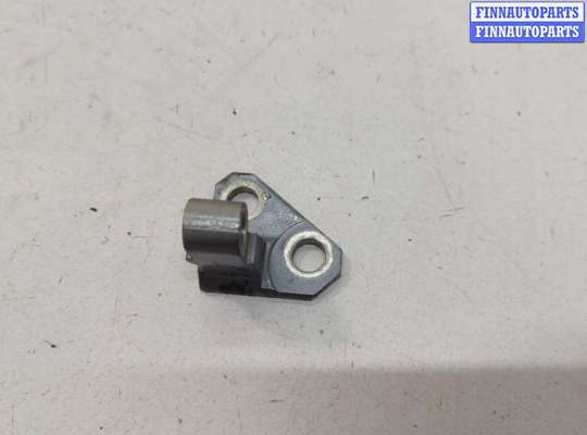 купить Петля двери на Volkswagen Passat 6 2005-2010