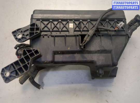 купить Блок предохранителей на Toyota Highlander 1 2001-2007