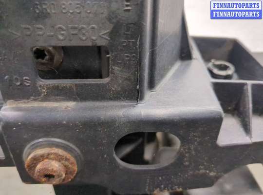 купить Рамка передняя (телевизор) на Volkswagen Polo 2009-2014