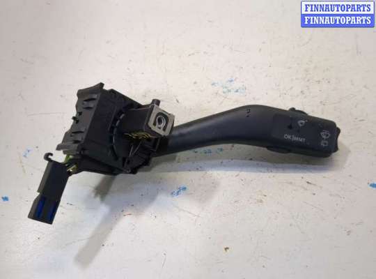 Переключатель дворников (стеклоочистителя) VG2401935 на Volkswagen Golf 5 2003-2009