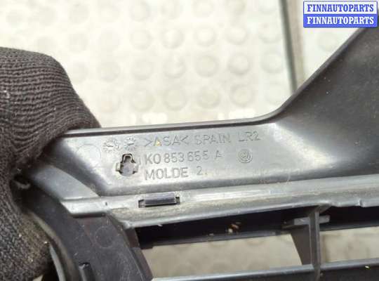 купить Решетка радиатора на Volkswagen Golf 5 2003-2009