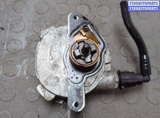купить Насос вакуумный на Mercedes C W204 2006-2015