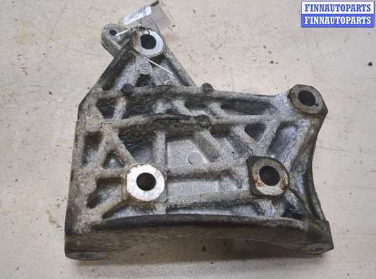 купить Кронштейн крепления генератора на Renault Clio 1998-2008