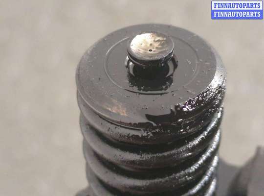 Форсунка топливная на Volkswagen Touran I (1T)