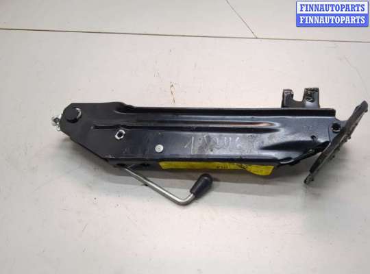 Домкрат AU1730755 на Audi Q7 2005-2015