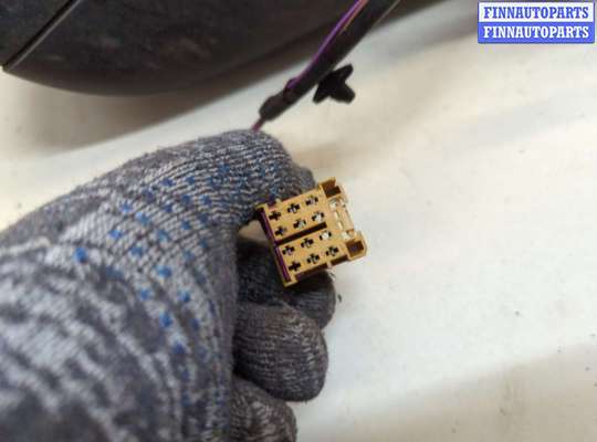 Зеркало боковое на Volkswagen Polo Mk4 (6Q/9N3)