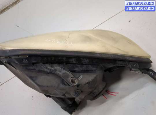 купить Фара (передняя) на Toyota RAV 4 2000-2005