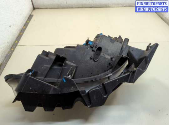 купить Кронштейн фары на Renault Scenic 2003-2009