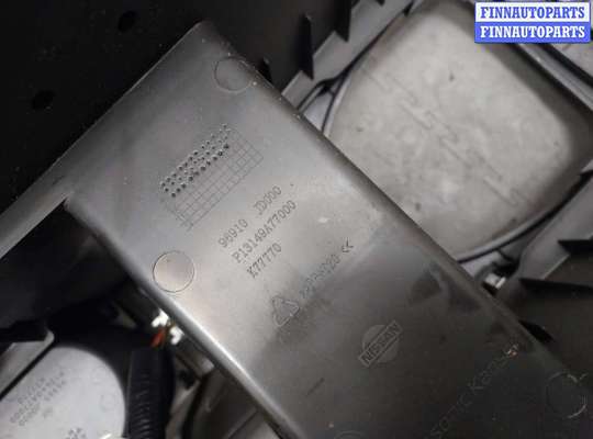 купить Консоль салона (кулисная часть) на Nissan Qashqai 2006-2013