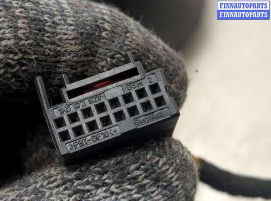 купить Зеркало боковое на Volkswagen Golf 6 2008-2012