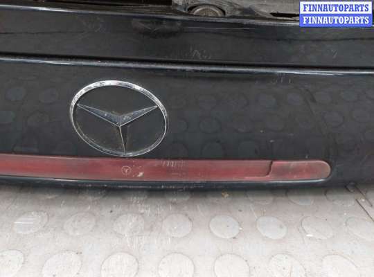 Крышка багажника на Mercedes-Benz C (W203)