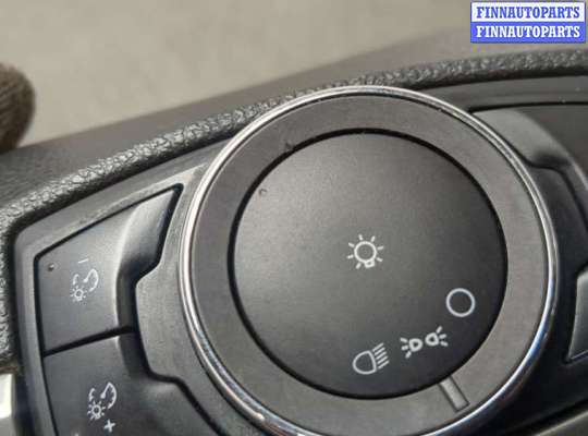 Переключатель света на Ford Explorer V (U502)