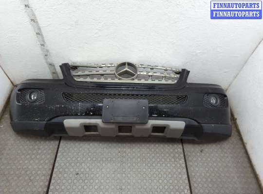 Решетка радиатора MB1724868 на Mercedes ML W164 2005-2011