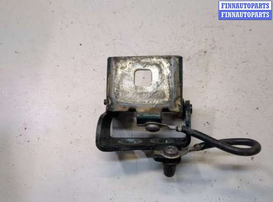 купить Петля крышки багажника на Land Rover Discovery Sport 2014-2022