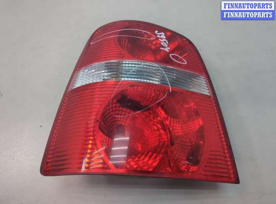 Фонарь задний на Volkswagen Touran I (1T)