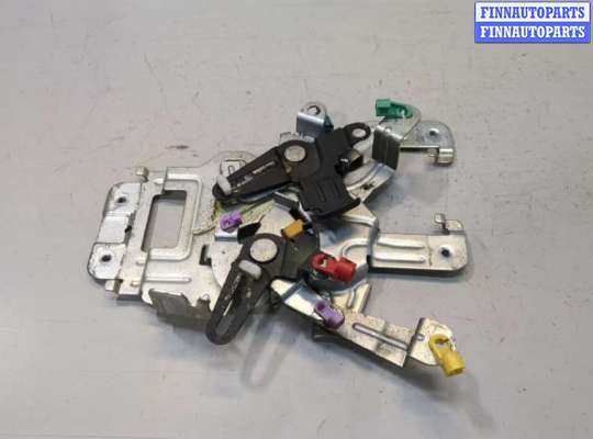 купить Замок багажника на Honda Ridgeline 2005-2012