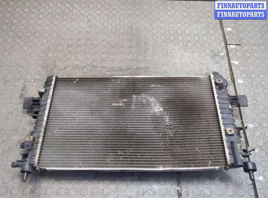 Радиатор охлаждения двигателя OP2156843 на Opel Zafira B 2005-2012