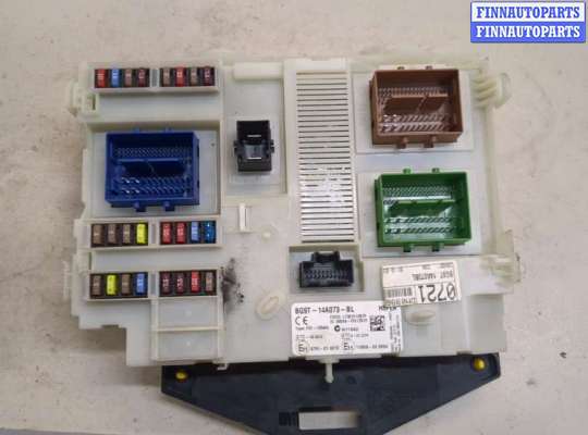 Блок предохранителей FO1866446 на Ford Mondeo 4 2007-2015