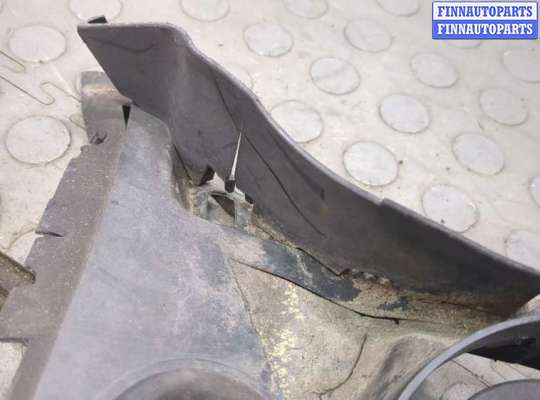купить Жабо под дворники (дождевик) на Mercedes E W211 2002-2009