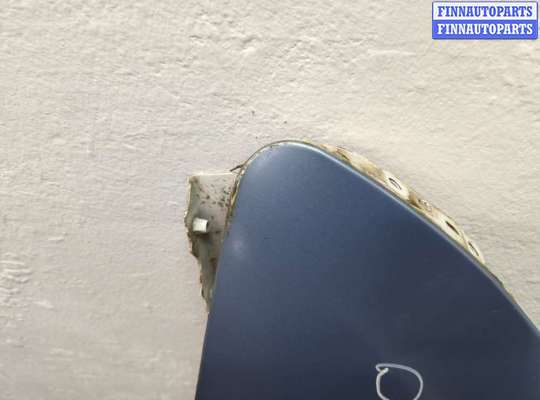 Крыло переднее