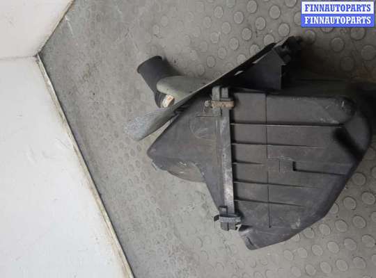 купить Измеритель потока воздуха (расходомер) на Volkswagen Passat 5 1996-2001