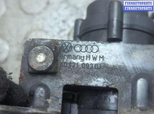 купить Насос водяной (помпа) на Skoda Fabia 2007-2014