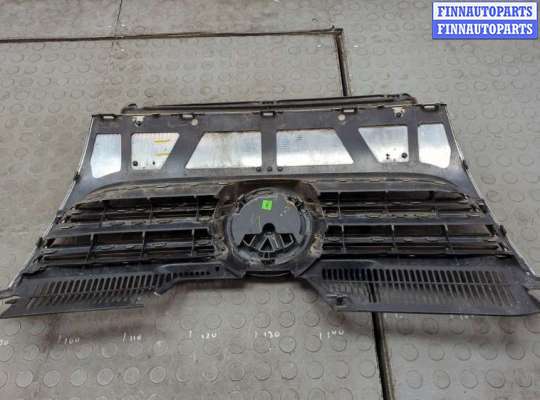 купить Решетка радиатора на Volkswagen Golf 5 2003-2009