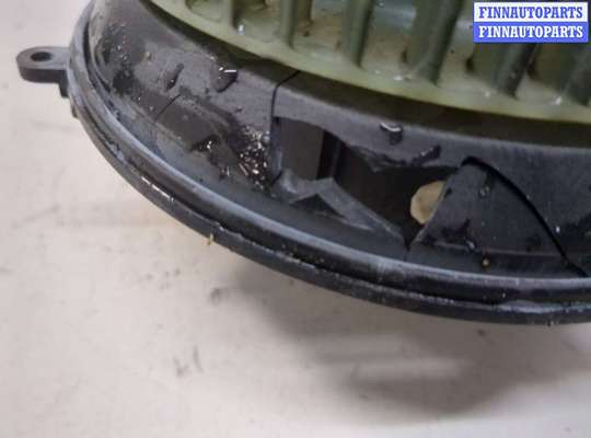 купить Двигатель отопителя (моторчик печки) на Volkswagen Passat 5 1996-2001