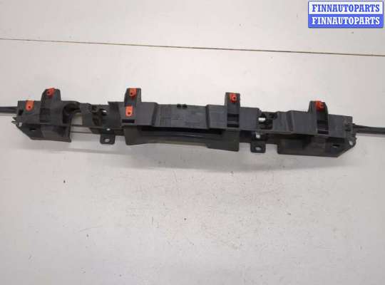 Кронштейн бампера OP2437370 на Opel Astra J 2010-2017