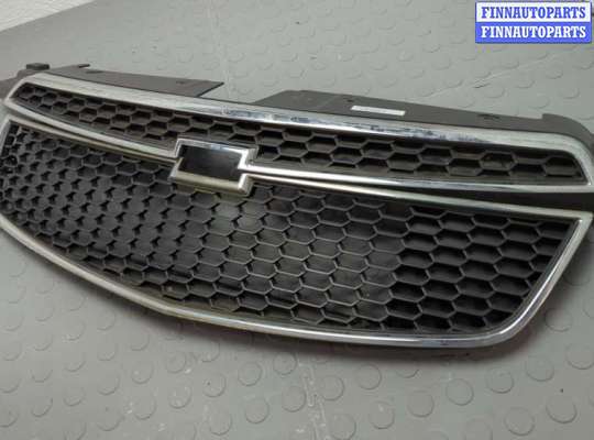 Решетка радиатора CH429431 на Chevrolet Cruze 2009-2015