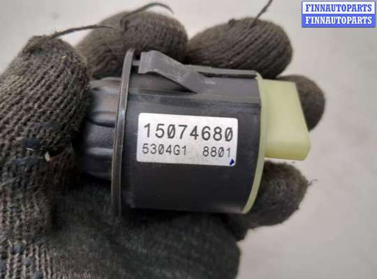 купить Кнопка стеклоочистителя на Chevrolet Trailblazer 2001-2010