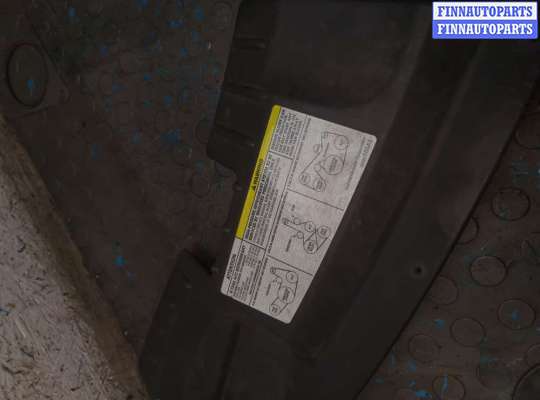 купить Накладка замка капота на Chrysler Voyager 2000-2007