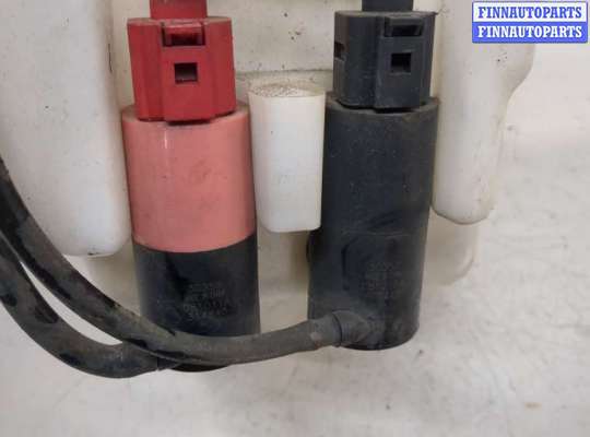 купить Бачок омывателя на Toyota Yaris 2005-2011