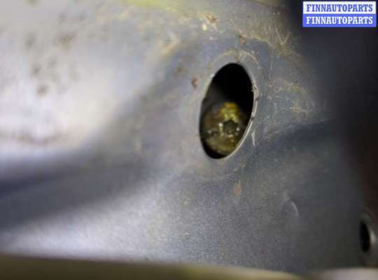 Замок боковой двери на Volkswagen Golf IV (1J)