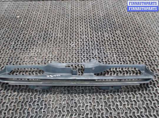 купить Накладка замка капота на Honda HRV 1998-2006
