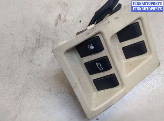 купить Кнопка открывания багажника с крышки на Lexus RX 2009-2015