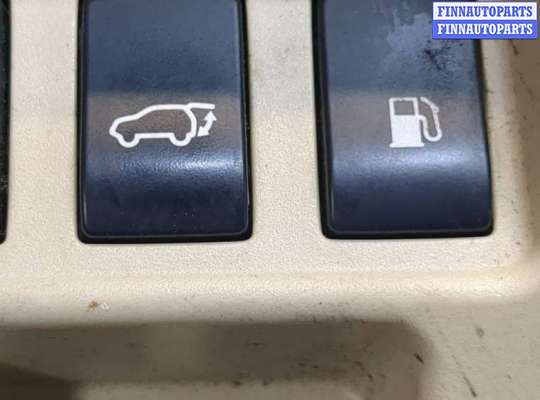 купить Кнопка открывания багажника с крышки на Lexus RX 2009-2015
