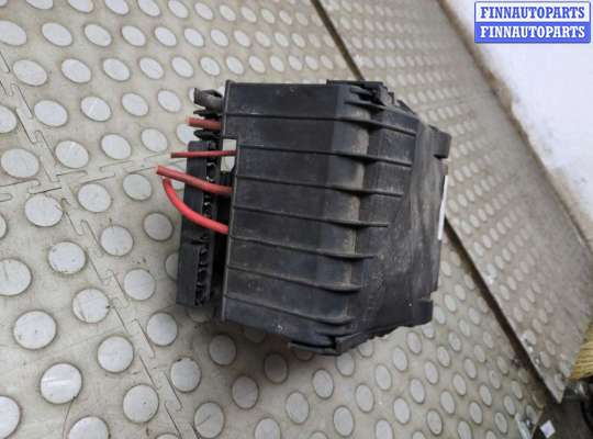 купить Блок предохранителей на Volkswagen Golf 6 2008-2012