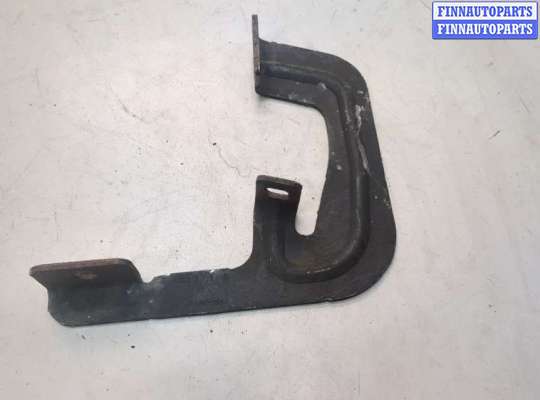 Купить Кронштейн подножки на Cadillac Escalade 3 2006-2014 Кронштейн подножки CD70413 на Cadillac Escalade 3 2006-2014