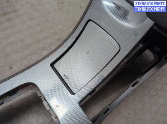 купить Консоль салона (кулисная часть) на Peugeot 407 2004-2011