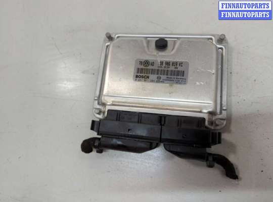 Блок управления двигателем VG2611303 на Volkswagen Passat 5 2000-2005