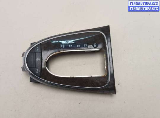 Рамка под кулису MB1657236 на Mercedes CLS C219 2004-2010