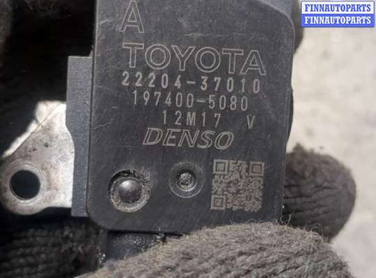 купить Измеритель потока воздуха (расходомер) на Toyota Yaris 2005-2011