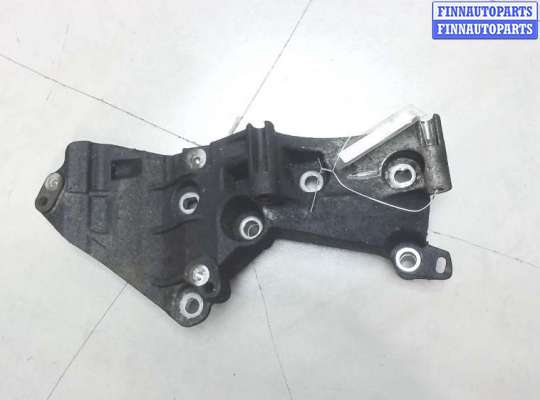 Кронштейн крепления генератора RN1418241 на Renault Clio 2005-2009