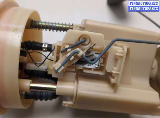 купить Насос топливный электрический на Volvo S40 / V40 1995-2004