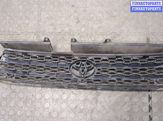 купить Решетка радиатора на Toyota RAV 4 2000-2005