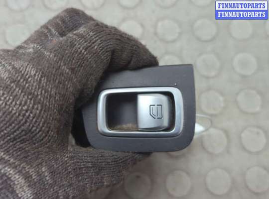 Купить Кнопка стеклоподъемника (блок кнопок) на Mercedes GLC X253 2015-2022 Кнопка стеклоподъемника (блок кнопок) MB1613144 на Mercedes GLC X253 2015-2022
