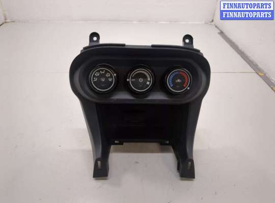 Переключатель отопителя (печки) MT572444 на Mitsubishi Lancer 10 2007-2017