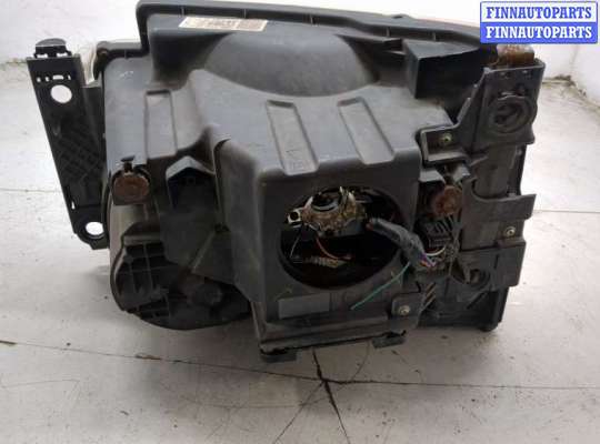 купить Фара (передняя) на Land Rover Discovery 3 2004-2009