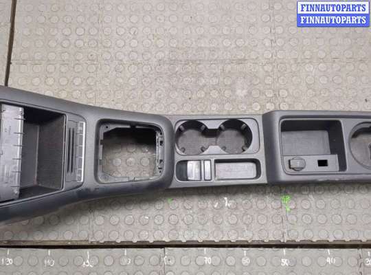 купить Консоль салона (кулисная часть) на Volkswagen Tiguan 2007-2011